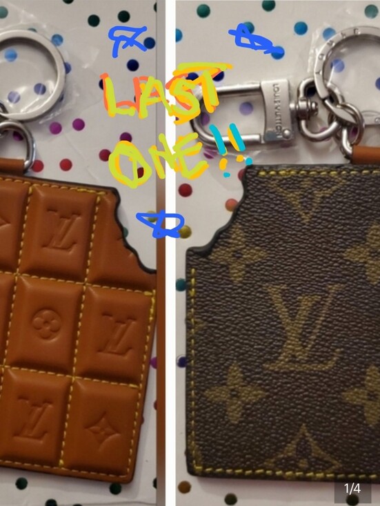 Source Unknown Accessories - Chocolate Bar Bag Tag; Keyring;PRICE IS FIRM-NO OFFERS UNLESS PART OF A BUNDLE